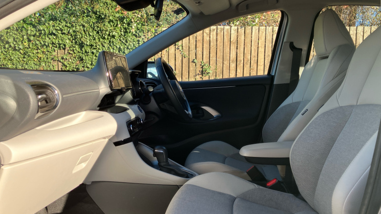 Toyota Yaris 1.5 Hybrid Excel 5dr CVT Hybrid Hatchback